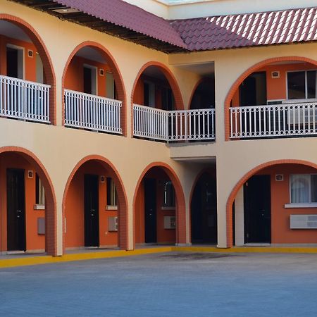 Hotel Las Torres Mexicali Exterior foto